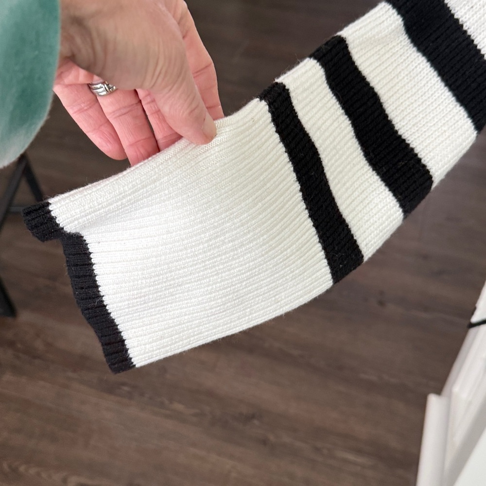 WHBM black and white striped gorgeous Small - Picture 7 of 10